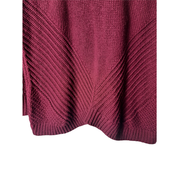 True Craft Maroon V Neck Sweater 2W - Picture 3 of 6